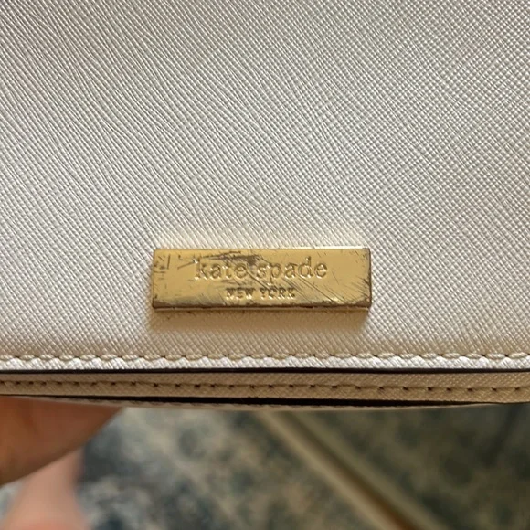 Kate Spade Crossbody purse - Picture 3 of 6